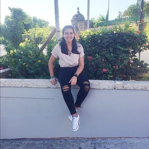 Meet your Posher, Fabi